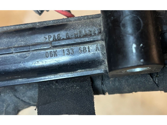 Vstřikovač 06L906031A, 06K133681A Skoda Octavia Mk3 (5E) CHHB