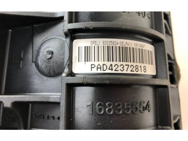 Подушка безопасности пассажира PAD42372818, 93335024 Vauxhall Meriva A