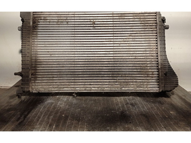 Интеркулер  1K0145803H   Volkswagen Caddy 