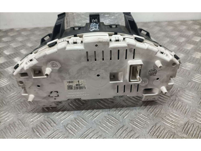 Панель приборов 8100A929 Mitsubishi Colt