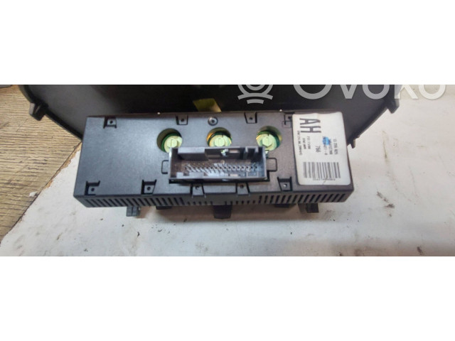 Дисплей PA66PA6 Opel Meriva A