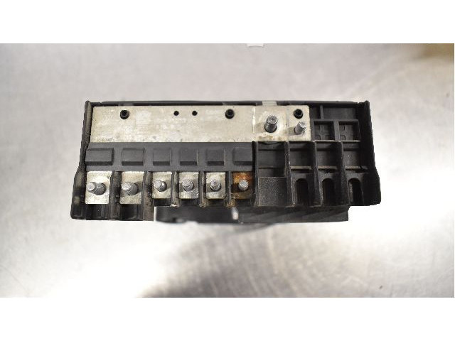 Pojistková skříňka 3C8937049AC Volkswagen Caddy 2010