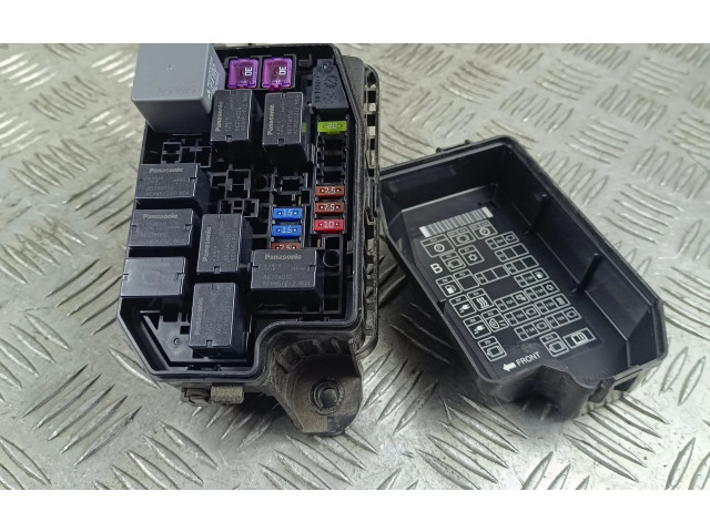   Pojistková skříňka 0451NA, 3606NA   Mitsubishi Outlander 2015