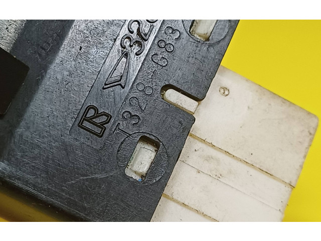 Переключатель дворников Daihatsu YRV