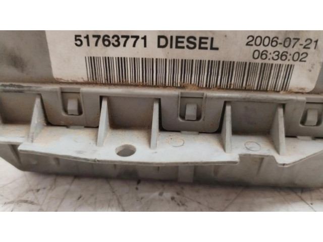 Pojistková skříňka 51763771 Fiat Doblo