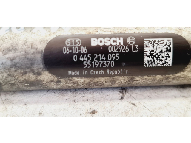 Vstřikovací lišta 55197370, 002926L3 Opel Zafira B