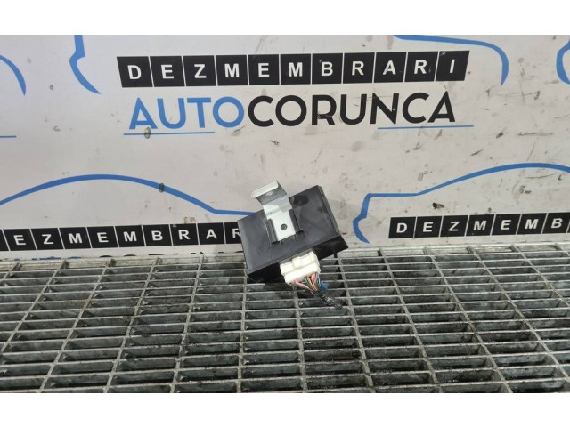 Блок управления двигателя UR5867790, K4000   Ford Ranger