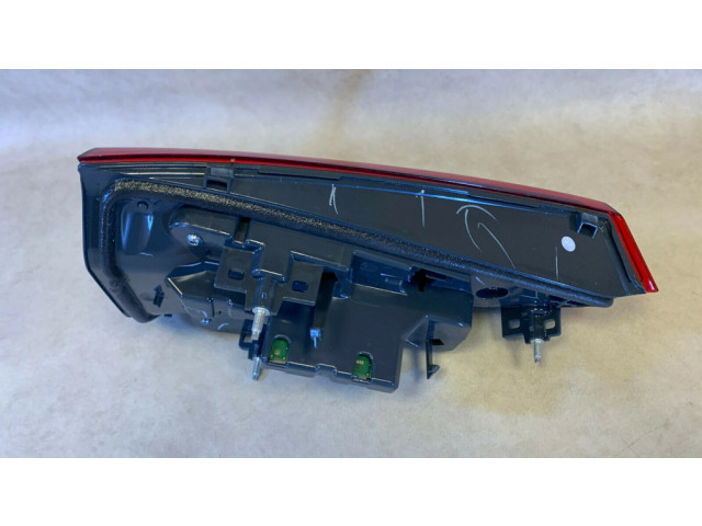 Задний фонарь 63217408744, 63219853378 BMW X3 G01 2018- года