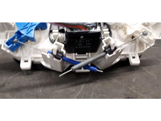 Блок управления климат-контролем 69837341F Renault Twingo II