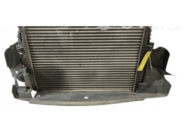 Интеркулер 50507299, 505039810 Alfa Romeo 159