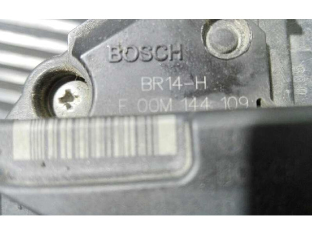 Генератор F00M144109, P3-A4-15-2 Opel Meriva A