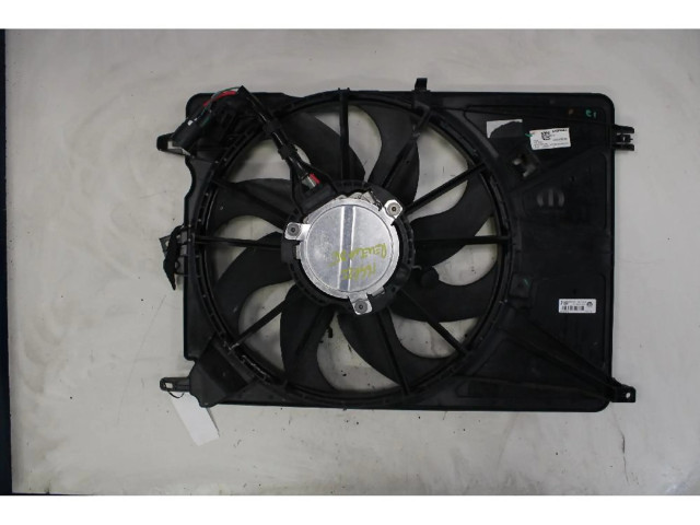 Вентилятор радиатора Jeep Renegade