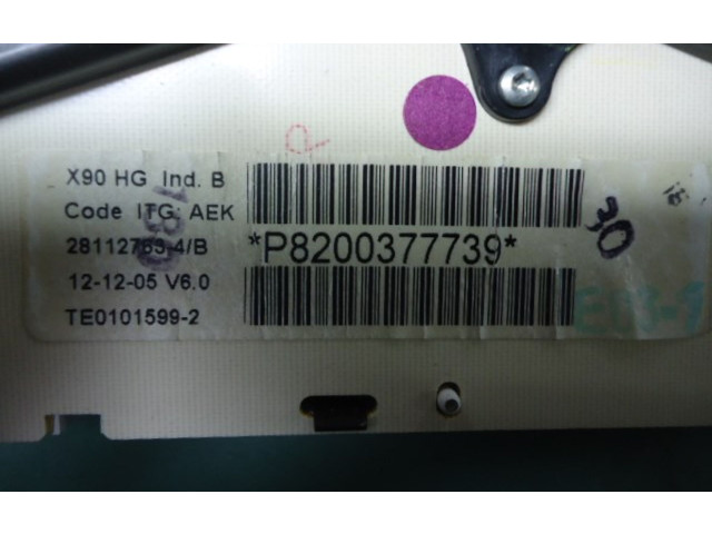 Панель приборов P8200377739, P8200377739   Dacia Logan I       