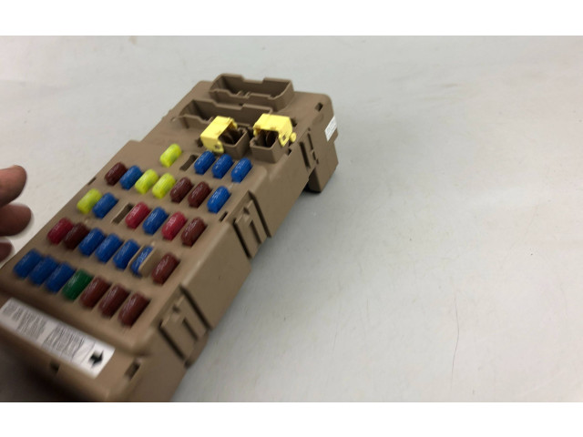 Pojistková skříňka 6111196 Subaru Outback 2008