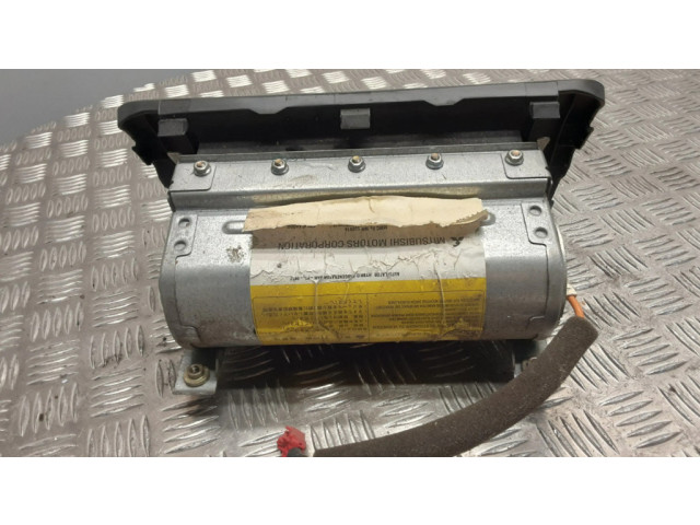 Подушка безопасности пассажира 570464400G Mitsubishi Space Star
