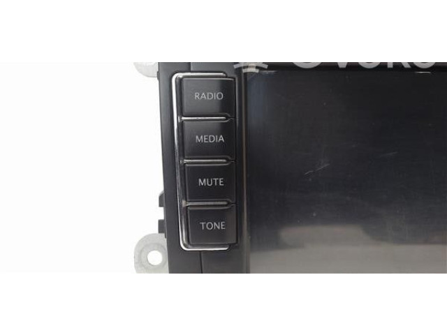 Дисплей    1795021711   Volkswagen Passat Alltrack