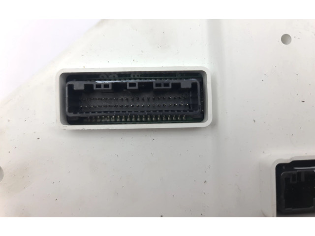 Přístrojová deska Lexus IS III XE30 2015 8380053F11