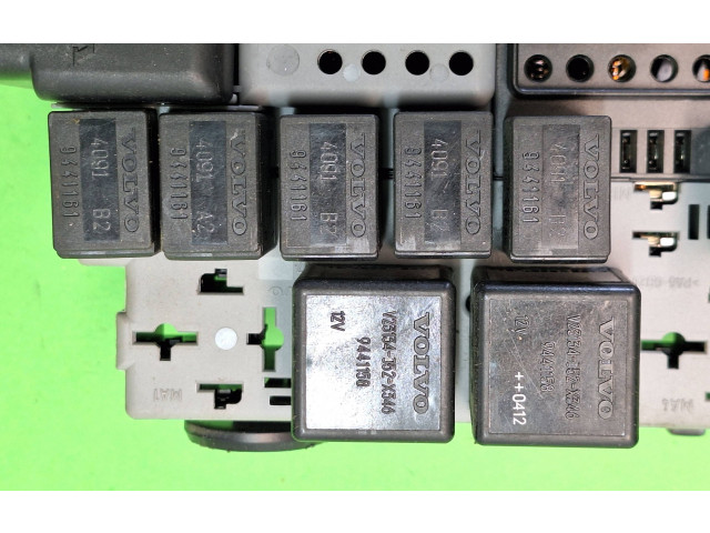 Блок предохранителей 9162316 Volvo XC90