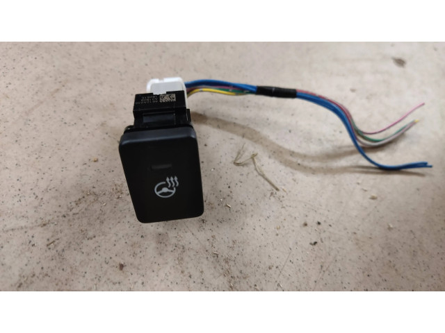 Руль Mitsubishi Outlander 2013-2021 года