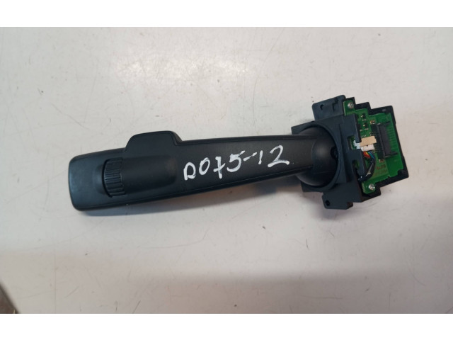 Ручка стеклоочистителей 31394004 Volvo S60