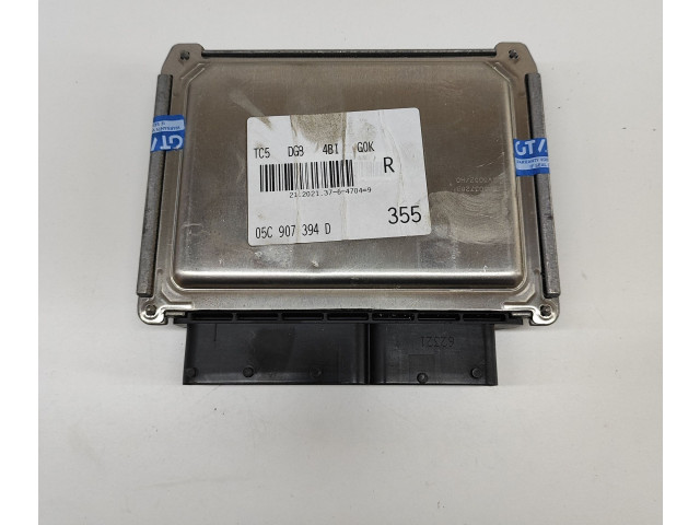 Блок управления двигателя 05C907394D, 42022454 Audi Q2 -