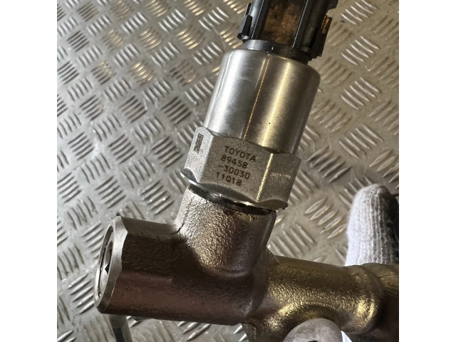 Комплект форсунок 2325031120    Lexus IS III XE30 для бензинового двигателя  2.5