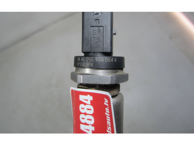 Vstřikovací lišta 05C133320A Volkswagen T-Cross DLAA