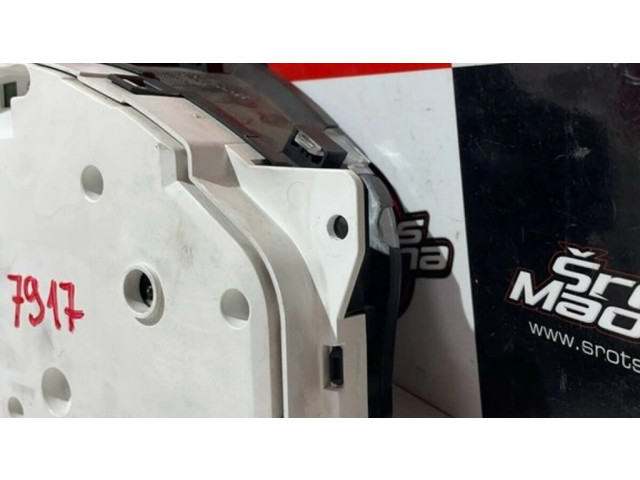 Přístrojová deska  Volvo V70 2005 30682277  