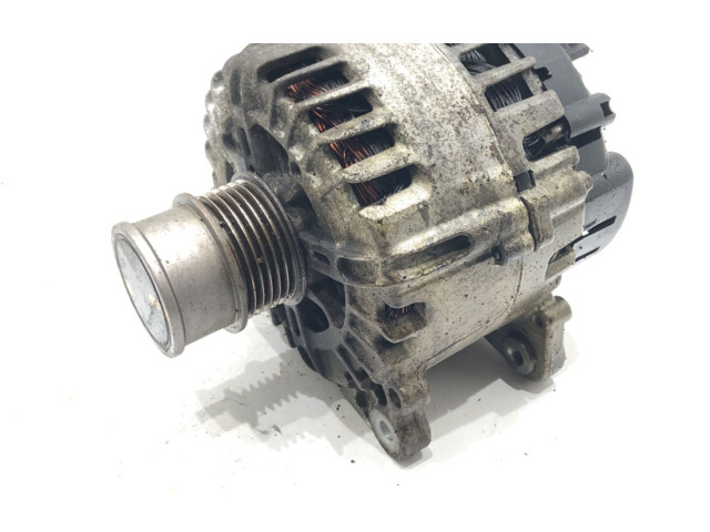 Генератор 04C903021A Volkswagen Golf VII
