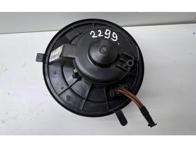 Вентилятор печки Skoda Yeti (5L)