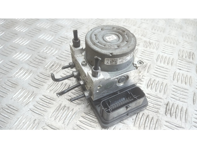 Вентилятор радиатора     9819474880    Citroen C4 Cactus 