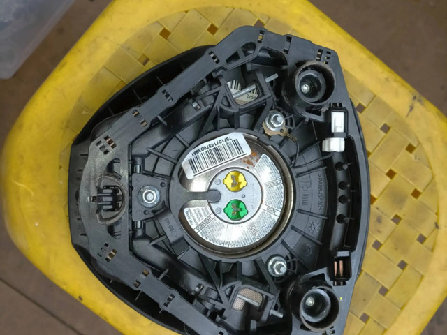 Подушка безопасности водителя 735516201   Fiat Punto Evo