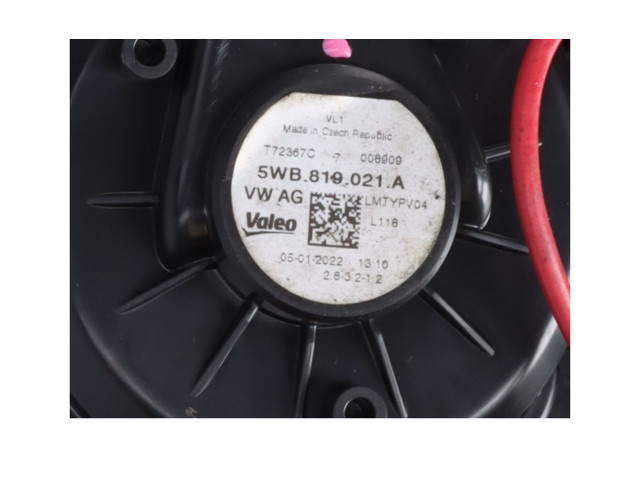 Zpětné zrcátko Volkswagen Golf VIII 2022 3Q1819021C