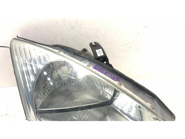 Přední světlo pravé 13005, 9421 Ford Focus 2000