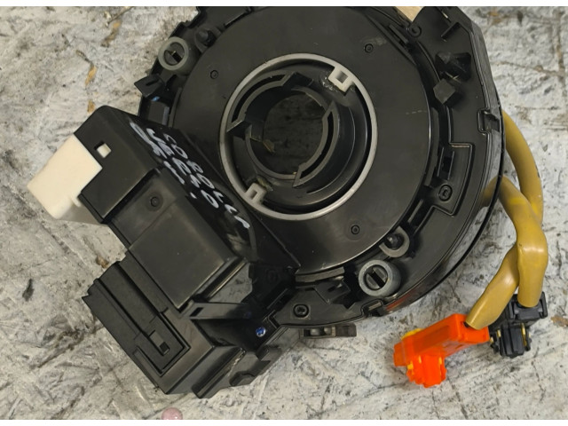 Подрулевой шлейф SRS    Toyota Corolla Verso AR10