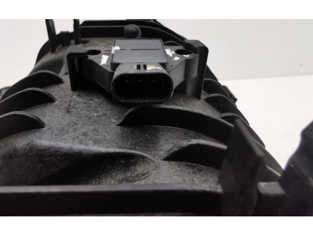 Поршень Всасывающий коллектор DLAA Skoda Octavia Mk4