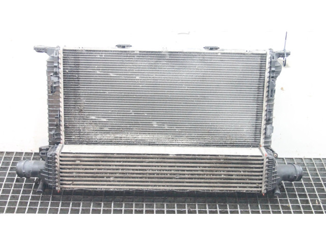 Комплект радиатора     4H0121003N    Audi Q5 SQ5 