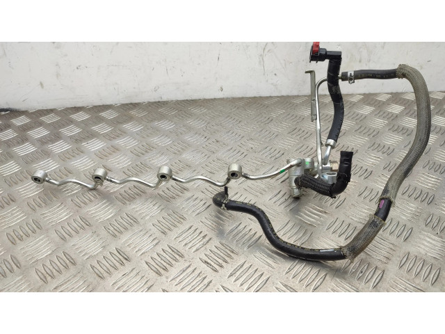 Vstřikovač 8945820051, 221000R050   Toyota RAV 4 (XA40)  pro naftový motor 2.2  