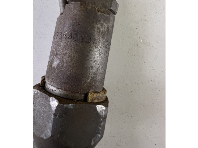 Комплект форсунок LCR6735401D, LDC009R01AA2    Mitsubishi Carisma   