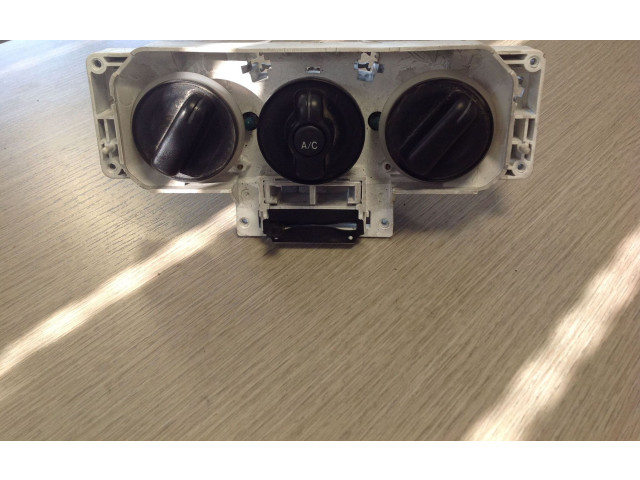 Блок управления климат-контролем    Suzuki Ignis