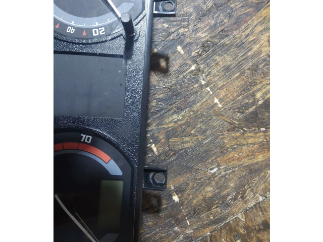 Панель приборов 6Y0920883M, 110080253   Skoda Fabia Mk1 (6Y)       