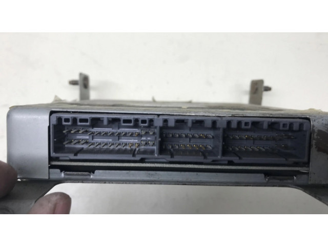 Řídící jednotka Z5735R1, E2T84986M Mazda 323 1996