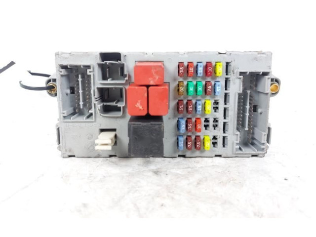 Блок предохранителей 51733919   Fiat Idea    