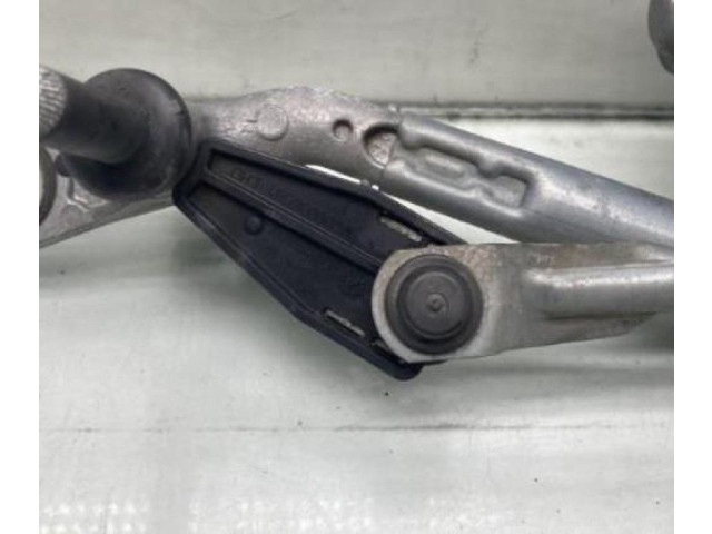 Моторчик дворников     Audi A1