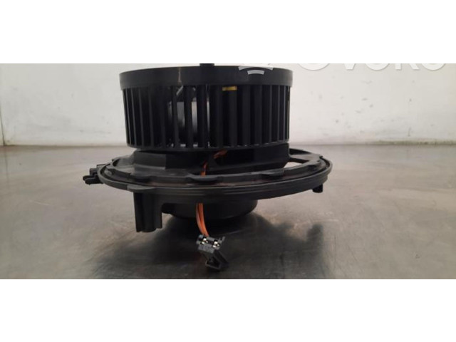 Вентилятор печки 5Q1819021G Volkswagen Golf VII