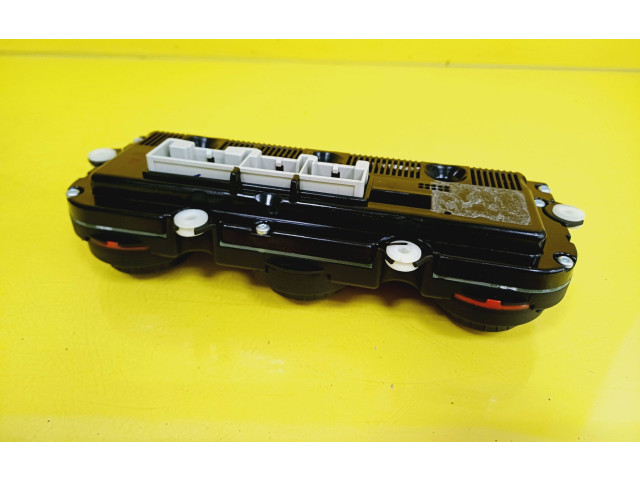 Блок предохранителей Volkswagen PASSAT B6