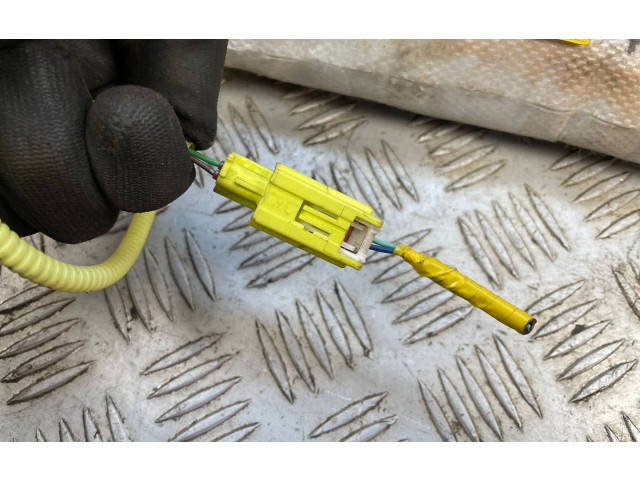 Подушка безопасности в сиденье Subaru Forester SJ