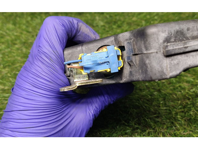 Подушка безопасности в сиденье 4B0880242B   Audi A6 S6 C5 4B