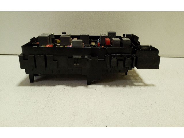 Блок предохранителей 63565110, 58235117AC Jeep Cherokee