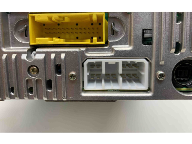 Радио/ проигрыватель CD/DVD / навигация LJD4100AB Jaguar XK8 - XKR для двигателя AJ26